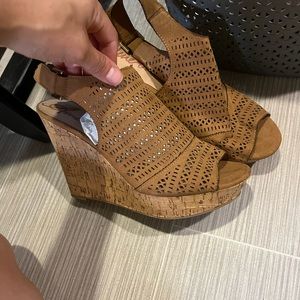 American Rag wedge size 9